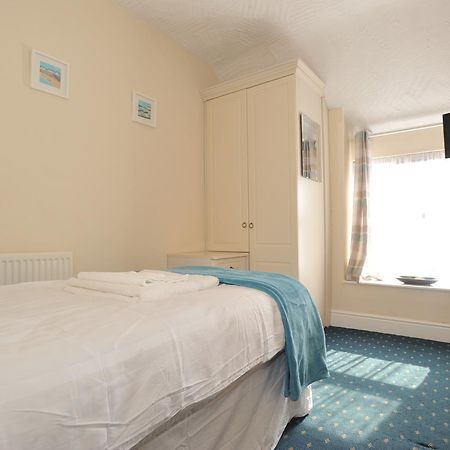 California Inn Llanallgo Ngoại thất bức ảnh