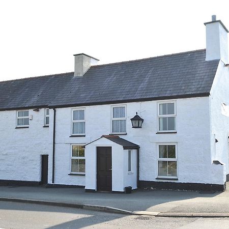 California Inn Llanallgo Ngoại thất bức ảnh