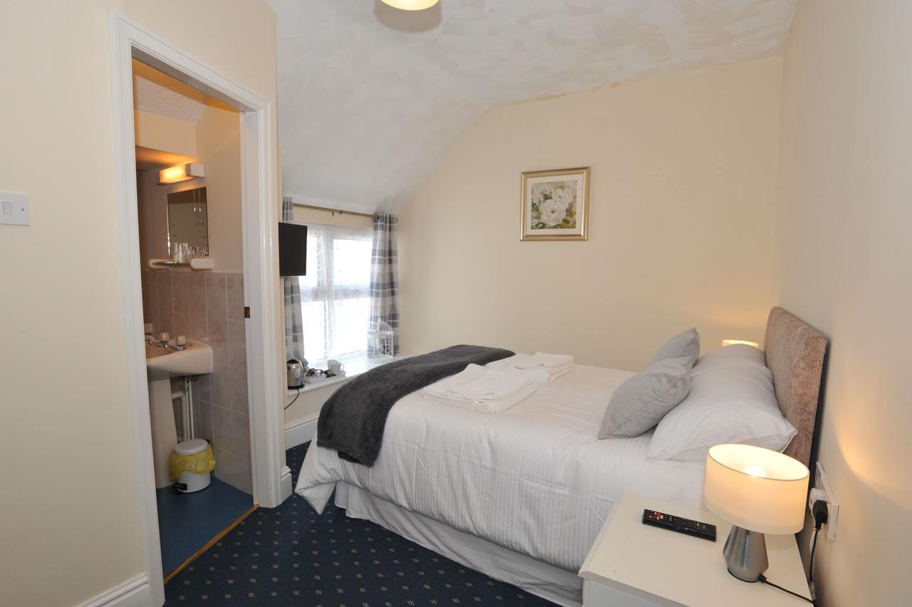California Inn Llanallgo Ngoại thất bức ảnh