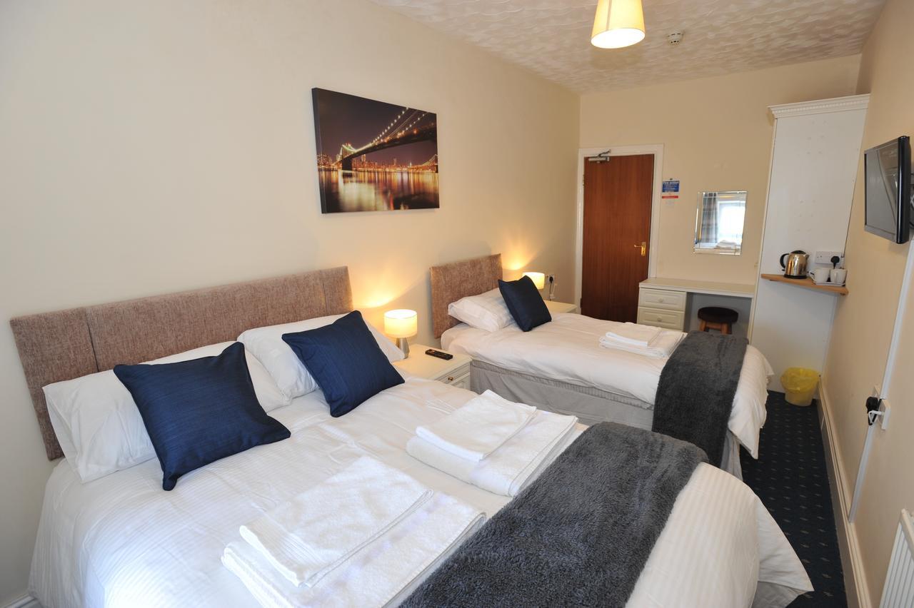 California Inn Llanallgo Ngoại thất bức ảnh