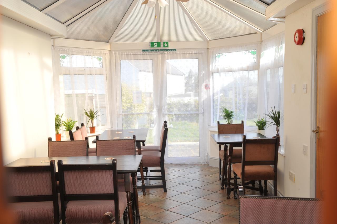 California Inn Llanallgo Ngoại thất bức ảnh